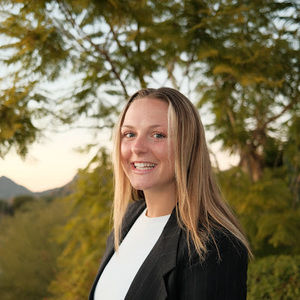 Meet your Posher, Annika